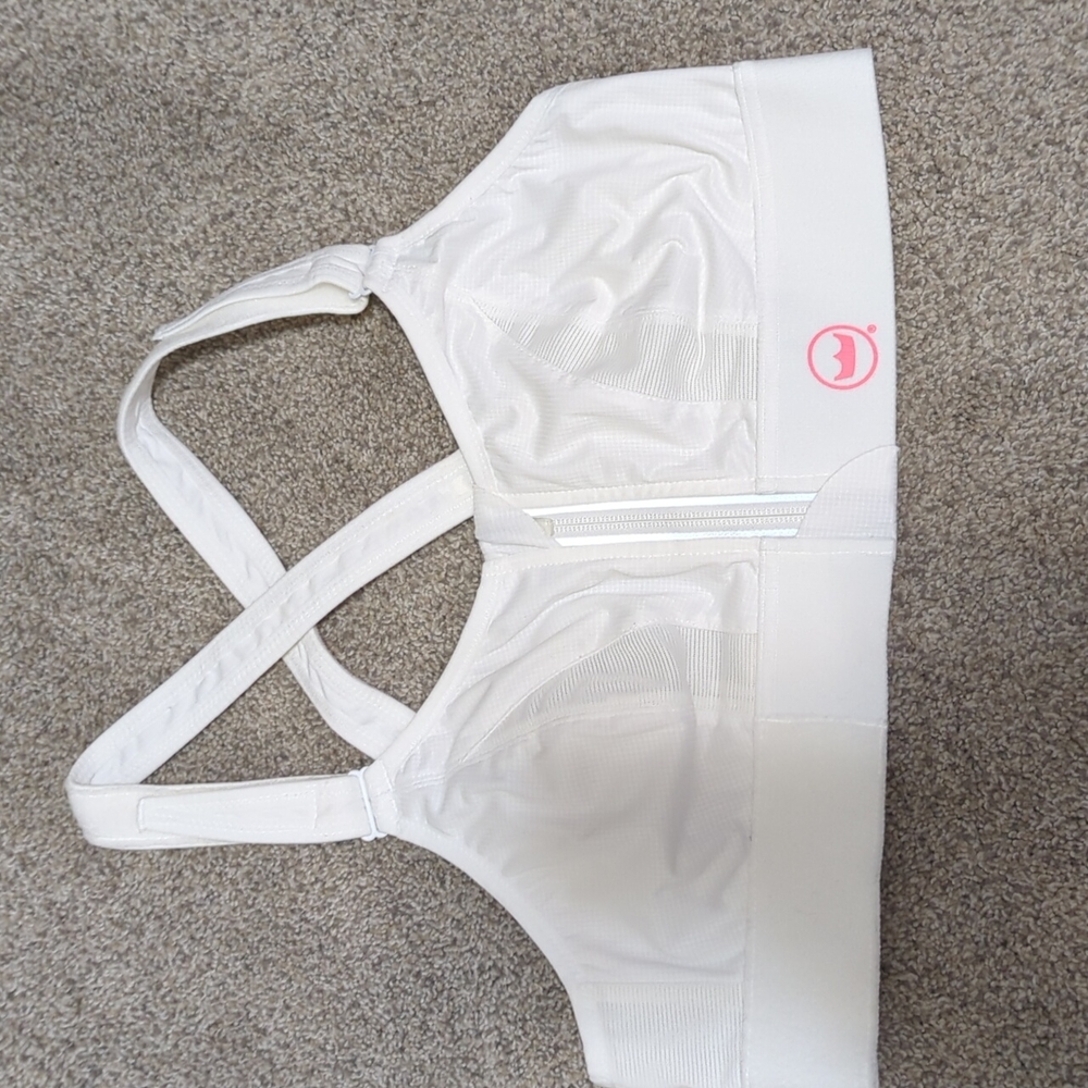 NWOT SheFit Bra